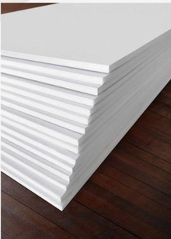 MADERA SINTETICA 2,44 MTS X 1,22 MTS 5MM DENS. 0,55